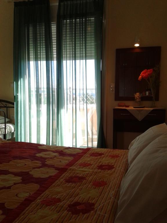 Apartmán Golden Sun Rovies Pokoj fotografie