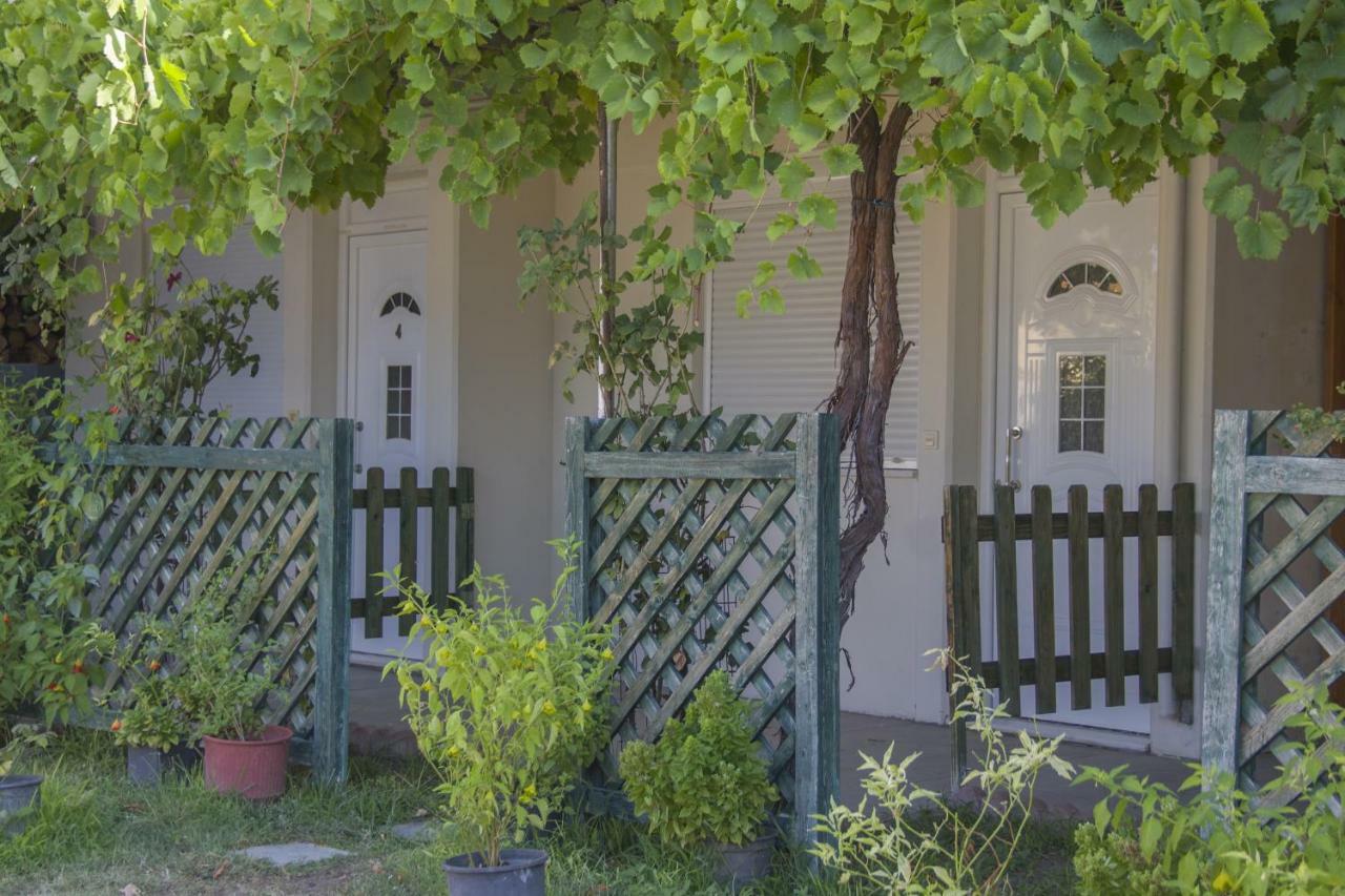 Apartmán Golden Sun Rovies Exteriér fotografie